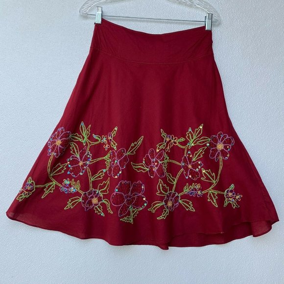 Twenty One Women's Skirt Size Small‎ Burgundy Lined - Picture 4 of 7